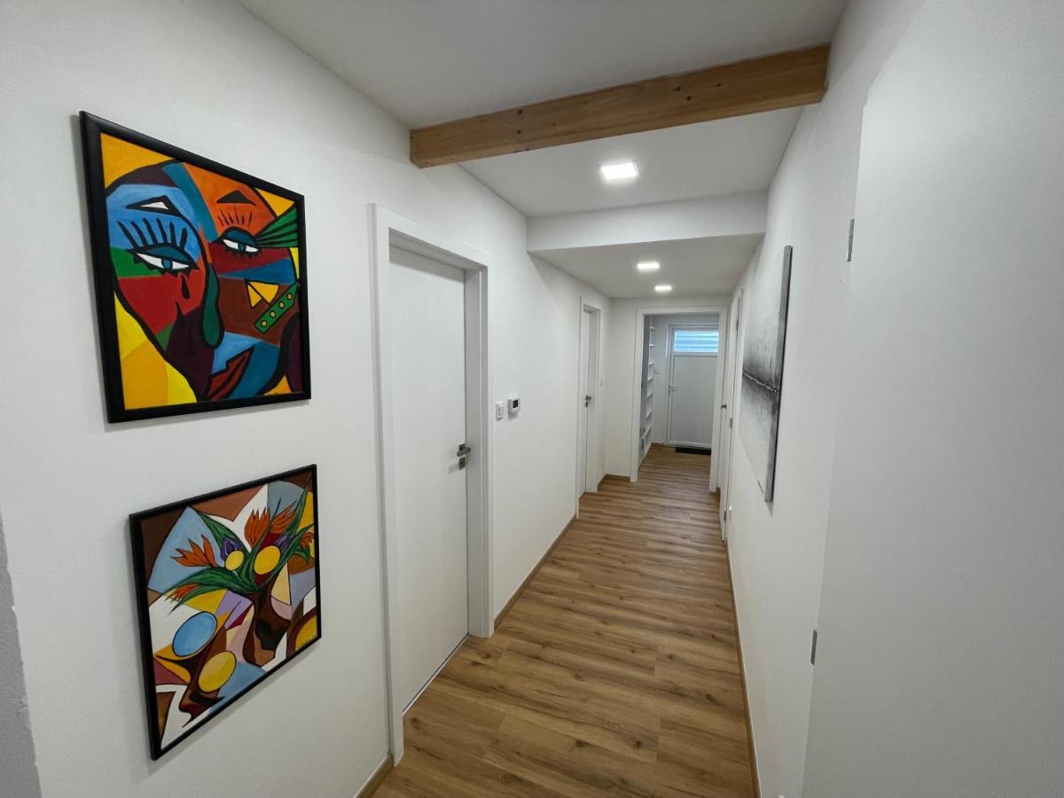 Svetla Apartment